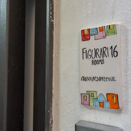 Figurari 16 بيت ضيافة نابولي